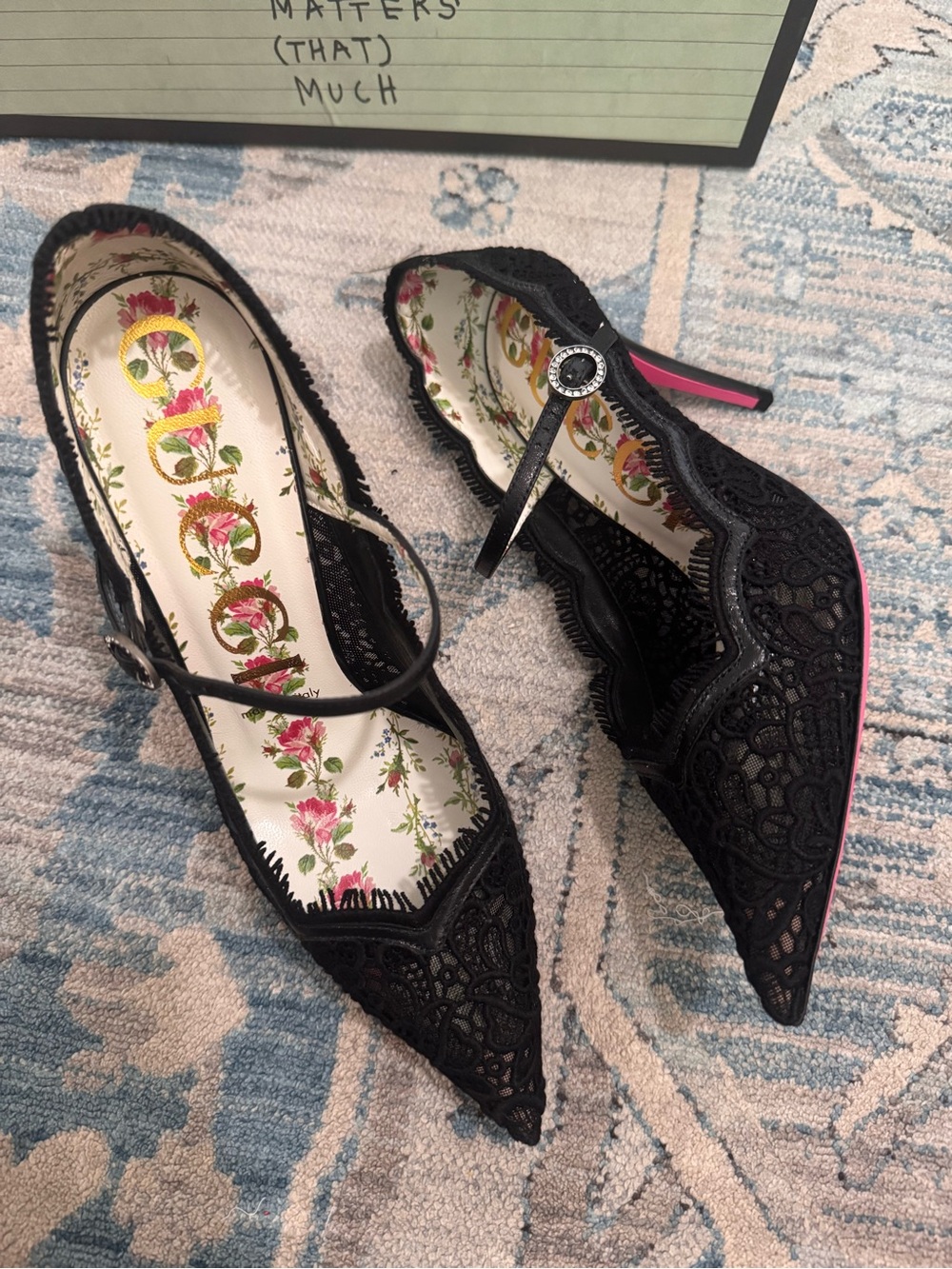 Gucci Virginia Lace pumps